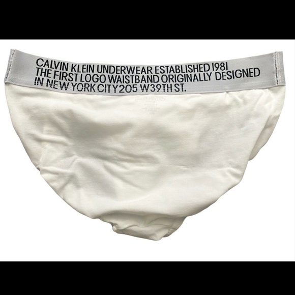 Calvin Klein New NIP Statement 1981 Cotton Hip Brief White Underwear NB1712_100 - Picture 2 of 4